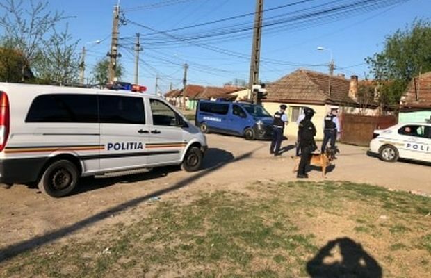 politie descinderi sat
