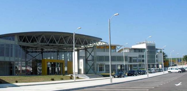 centrul de afaceri si expozitii bacau
