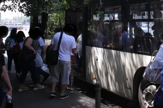 statie autobuz
