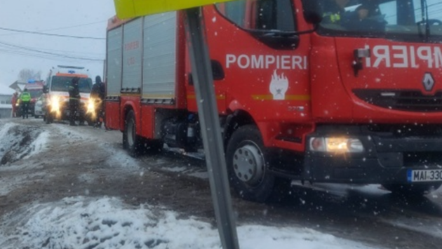 pompieri politie accident iarna