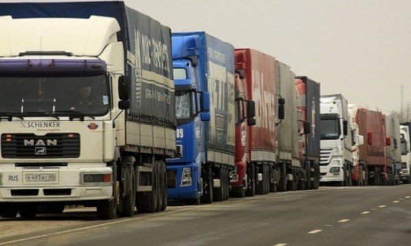 coada-camioane-tir-600x360