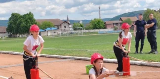 Elevii din județul Bacău se întrec la Athletic Park și Onești în concursuri de protecție civilă și situații de urgență