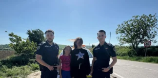 ULTIMA ORĂ: (FOTO) Descoperire tulburătoare la granița județelor Bacău și Vrancea: două fete, găsite speriate și epuizate, sub un pod