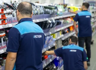 (FOTO) Gigantul european al prețurilor mici deschide astăzi un magazin în Bacău: 1.500 de produse costă sub 5 lei