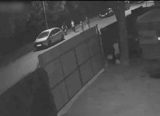 (VIDEO) Au furat mașini pentru plimbare și le-au abandonat. Nouă minori, în vizorul polițiștilor