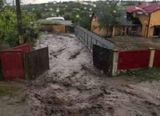 Pericolul nu a trecut. Cod Portocaliu și Cod Galben de inundații în județul Bacău. Risc de viituri rapide pe mai multe râuri