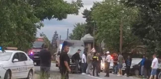 NEWS ALERT: (VIDEO) Accident grav pe DN11A Onești – Adjud, la Căiuți: trei femei au ajuns la spital după impactul dintre un autoturism și un microbuz