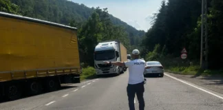 Canicula aduce restricții pe drumurile naționale din Bacău și din țară. Ce vehicule sunt vizate