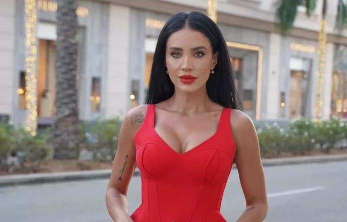 adelina-pestritu-6-1