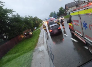 NEWS ALERT: (FOTO) Accident cu victimă pe DN2-E85, în judeţul Bacău. Două mașini s-au izbit violent