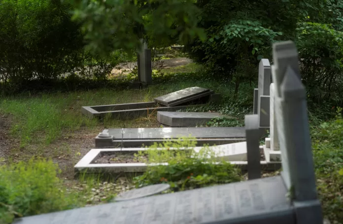cimitir-vandalizat-sascut-696x455