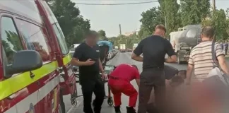 NEWS ALERT: Accident pe DN11 Onești – Târgu Secuiesc, la Oituz: un bărbat aflat pe trotinetă a fost lovit de o mașină