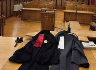 Noua lege a salarizării stârnește revoltă în Justiție. Grefierii opresc activitatea în instanțe și parchete