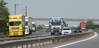 NEWS ALERT: Codul roșu de caniculă schimbă regulile pe șosele! CNAIR impune restricții de circulație în Bacău și alte 34 de județe. Cine mai poate circula