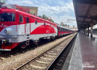 Trenuri blocate de caniculă: O garnitură a întârziat 260 de minute, mai mult decât ar fi durat întreaga călătorie!