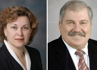 Eleganță și excelență la Zilele Medicale Moinești. Profesorii Cătălin și Monica Loghin au revenit din SUA