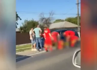 (FOTO) Infarct fatal la volan. Un tată de 45 de ani și-a pierdut viața sub privire soției în drum spre fiica sa care făcuse accident