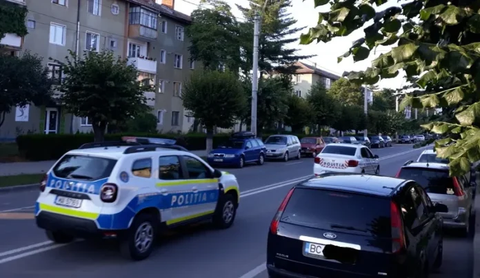 politie-onesti-2-convertită-de-la-jpeg