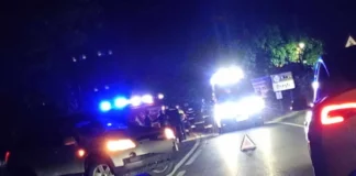 NEWS ALERT: (FOTO) Accident grav la intrarea în Onești dinspre Târgu Ocna. Un motociclist, implicat în impact