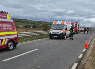 Accident pe DN 2F, în Bacău. Patru persoane rănite după ce două mașini s-au ciocnit
