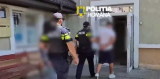 (VIDEO) Agresiune și lipsire de libertate în apropiere de Oneşti. O fată ar fi filmat totul. Polițiștii au făcut trei percheziții și au reținut trei persoane