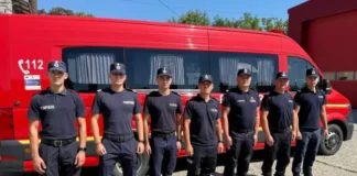 (FOTO) Șapte pompieri din Bacău au plecat în Grecia pentru a sprijini lupta cu incendiile