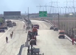 (VIDEO) Vești bune pentru șoferi! Muncitorii UMB au tras tare și au terminat lucrările: nodul rutier Bacău Nord de pe A7 se deschide astăzi