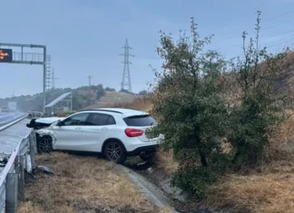 (FOTO) Șoferiță de 52 de ani din județul Bacău, implicată într-un accident pe autostrada A3