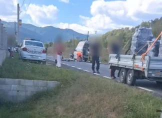 (FOTO) Accident mortal pe DN12A, în județul Bacău: un motociclist de 61 de ani a decedat după o căzătură, la Agăș