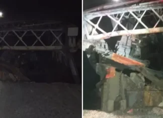 (FOTO) Noi informații în cazul podului rupt pe DN12A, la Ciobănuș. Primăria Asău anunță rută ocolitoare pentru mașinile mici. „Toate sesizările noastre către Drumurile Naționale au rămas fără ecou”