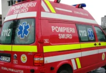 Femeie și copil de 9 ani, răniți după ce tencuiala unui bloc din Bacău s-a desprins şi a căzut peste ei. Intervenţie de urgenţă a pompierilor