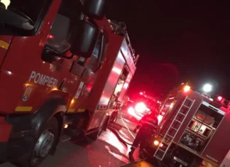 Alertă de incendiu la un bloc din Onești. Ce au găsit pompierii într-un apartament de pe strada Saturn