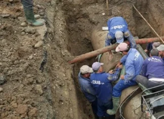 ULTIMA ORĂ: Nu doar Bacăul e pe uscat: Avaria de pe conducta de aducțiune de la Valea Uzului lasă fără apă și comunități mari din Mărgineni și Hemeiuș