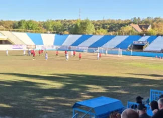 NEWS ALERT: (FOTO) Fotbal, Liga 4: Eșec nescontat pentru FC Onești, chiar pe teren propriu. Măgura Cașin învinge și „aruncă în aer” clasamentul!