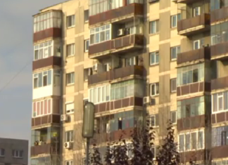 Ți-ai închis balconul cu termopan? Proprietarii riscă impozit dublu din 2027 și probleme la vânzarea locuinței