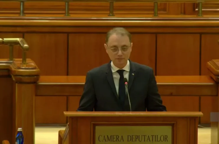 NEWS ALERT: România are, în sfârșit, Guvern „plin”: Cabinetul condus de Luca Niculescu a trecut fluierând de votul Parlamentului
