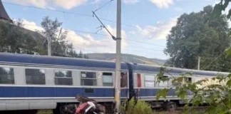 Tragedie în județul Bacău: Un bărbat de 50 de ani a murit după ce a fost lovit de tren