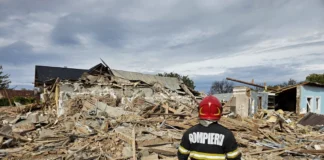 (VIDEO) Explozie devastatoare în Vrancea: trei imobile rase de pe fața pământului, alte șapte case avariate și o victimă intubată. Momentul deflagrației, surprins de camere. Suflul s-a auzit de la 2 kilometri
