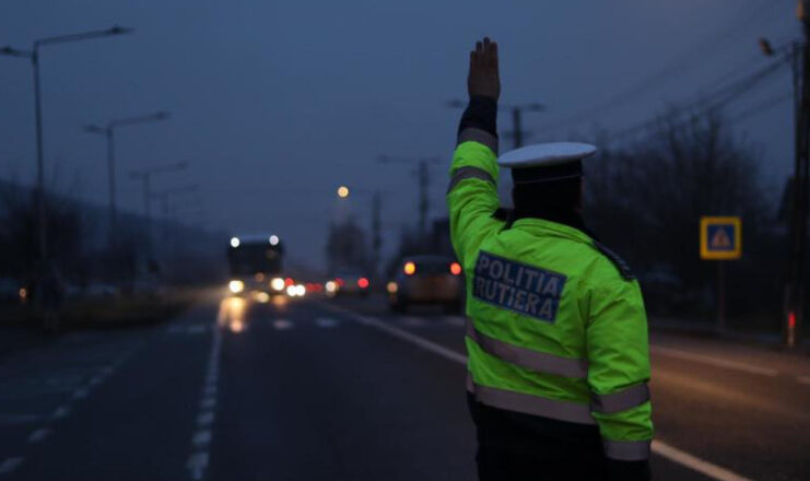 Situația traficului luni dimineață, 19 octombrie: circulație blocată pe DN 24D și DN 73A. Cum se circulă pe A7 Ploiești – Bacău