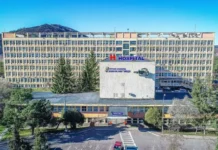 Spitalul Onești scoate la concurs 12 posturi de medici. Ce specialități sunt căutate